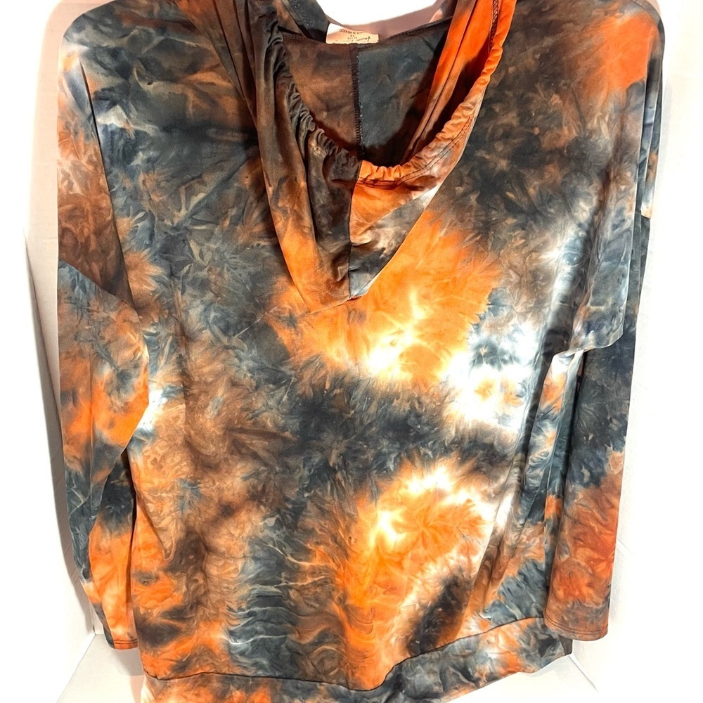 Women’s Free Kisses Orange & Charcoal Tie-Dye Hoodie Pullover Size Plus Size 1X - Picture 4 of 8